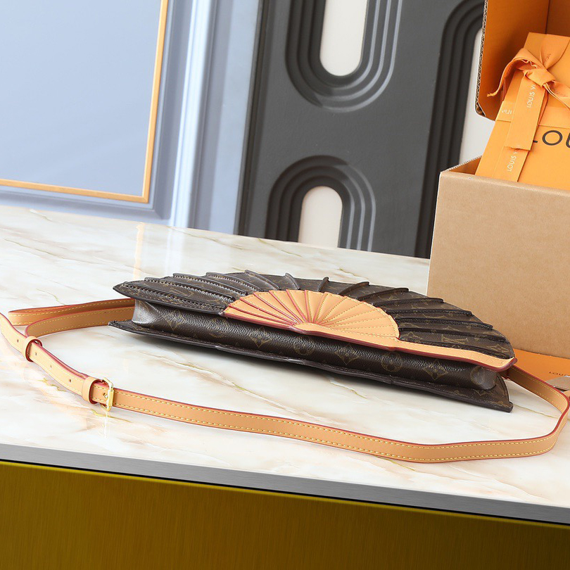 LV High Quality Women Shoulder Bags Luxuries leather embellished with Monogram floral details, suitable for carrying or shoulder carrying Ladies Clutch Bag Shoulder Tote Female Purse Wallet Hand Bag