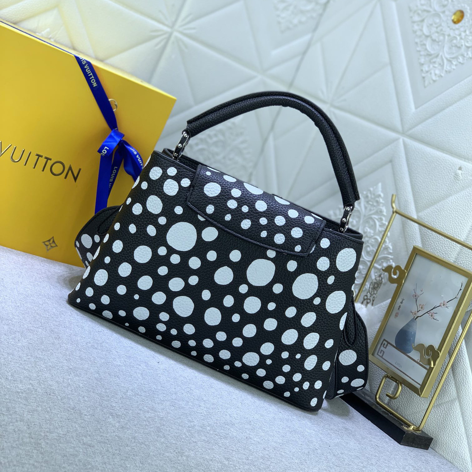 LV Designer Bagss Luxury Bag Classic Handbag Both The Chain And Adjustable Leather Shoulder Strap Can Be Disassembled The Canvas Surface Iconic Polka Dots Of Women Fashion Bag High Quality Leather Bag