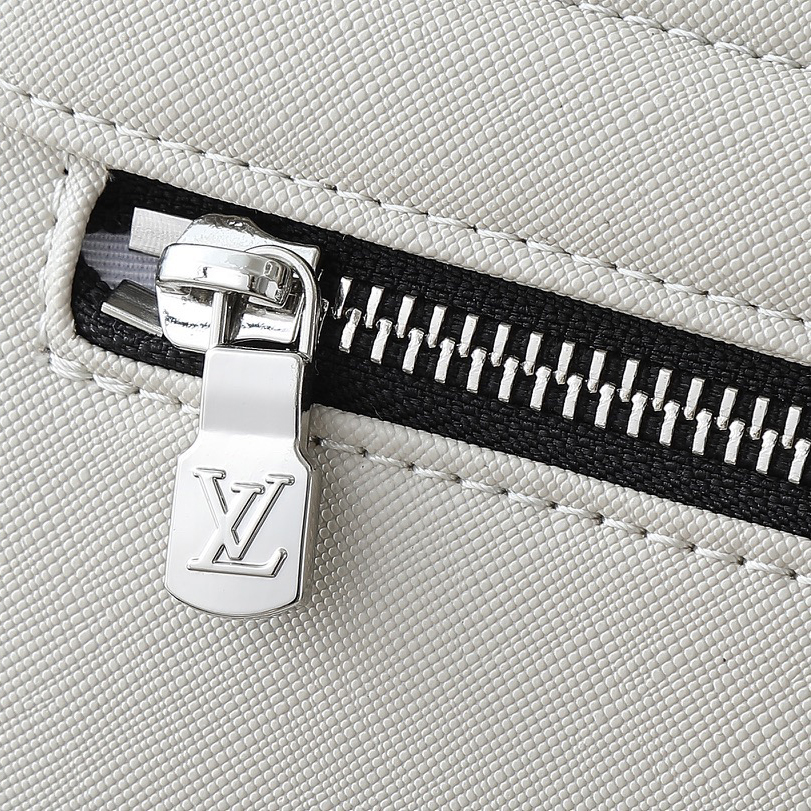 LV High Quality Women Shoulder Bags Luxury Postman Bag Is Made Of Damier Infini Coated Canvas, Paired With Magnetic Buckle Opening And Zipper Back Pocket Ladies Clutch Bag Adjustable Shoulder Strap With Louis Vuitton Logo Shoulder Bag