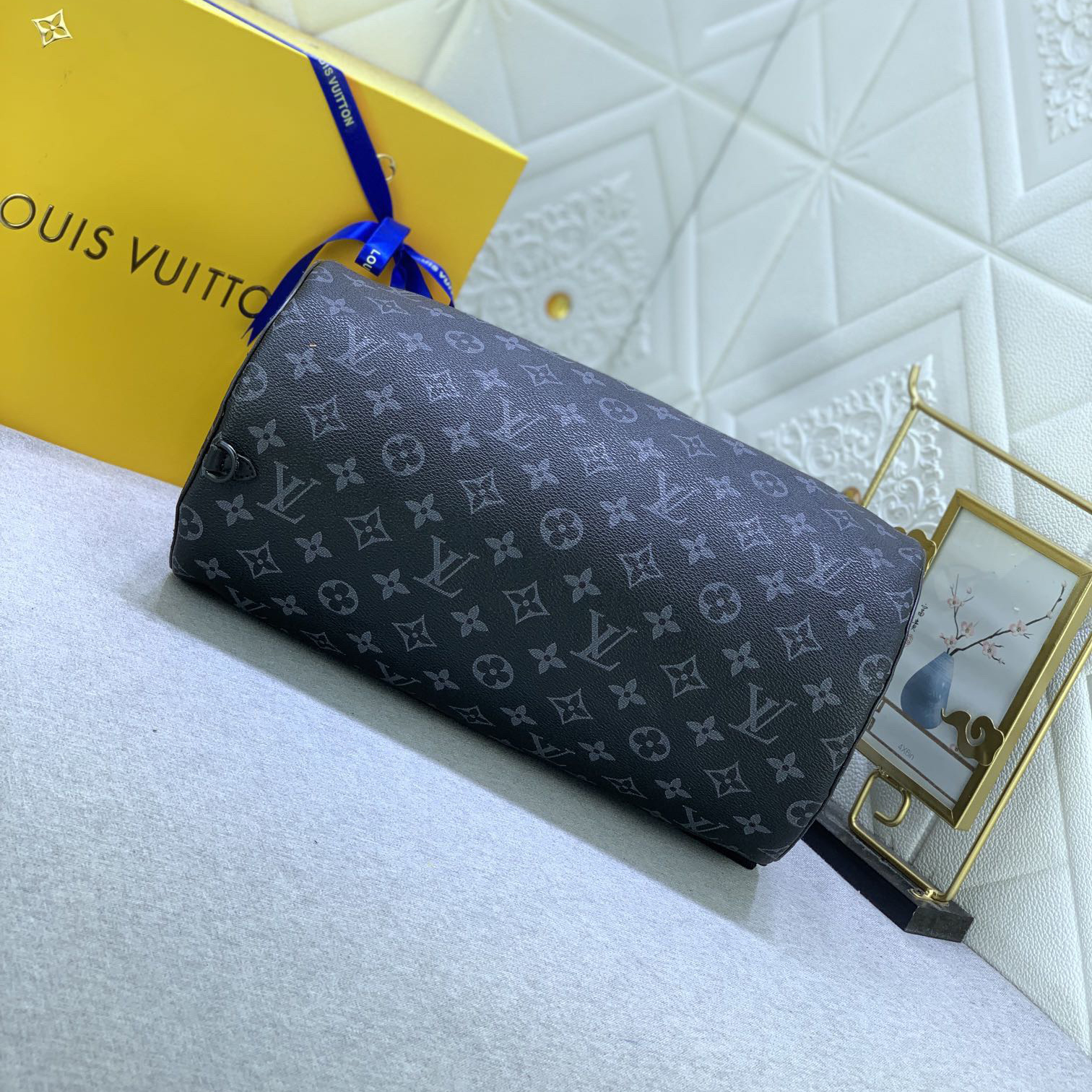 LV High Quality Women Shoulder Bags Luxury Soft Cylindrical Bag With Wide Handle And Wide Shoulder Strap Suitable For Handsome And Casual Boys And Girls Ladies Clutch Bag Shoulder Tote Female Purse Wallet Hand Bag