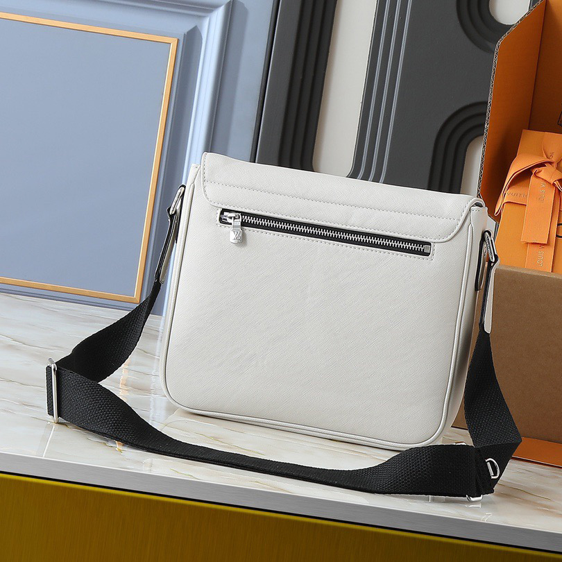 LV High Quality Women Shoulder Bags Luxury Postman Bag Is Made Of Damier Infini Coated Canvas, Paired With Magnetic Buckle Opening And Zipper Back Pocket Ladies Clutch Bag Adjustable Shoulder Strap With Louis Vuitton Logo Shoulder Bag