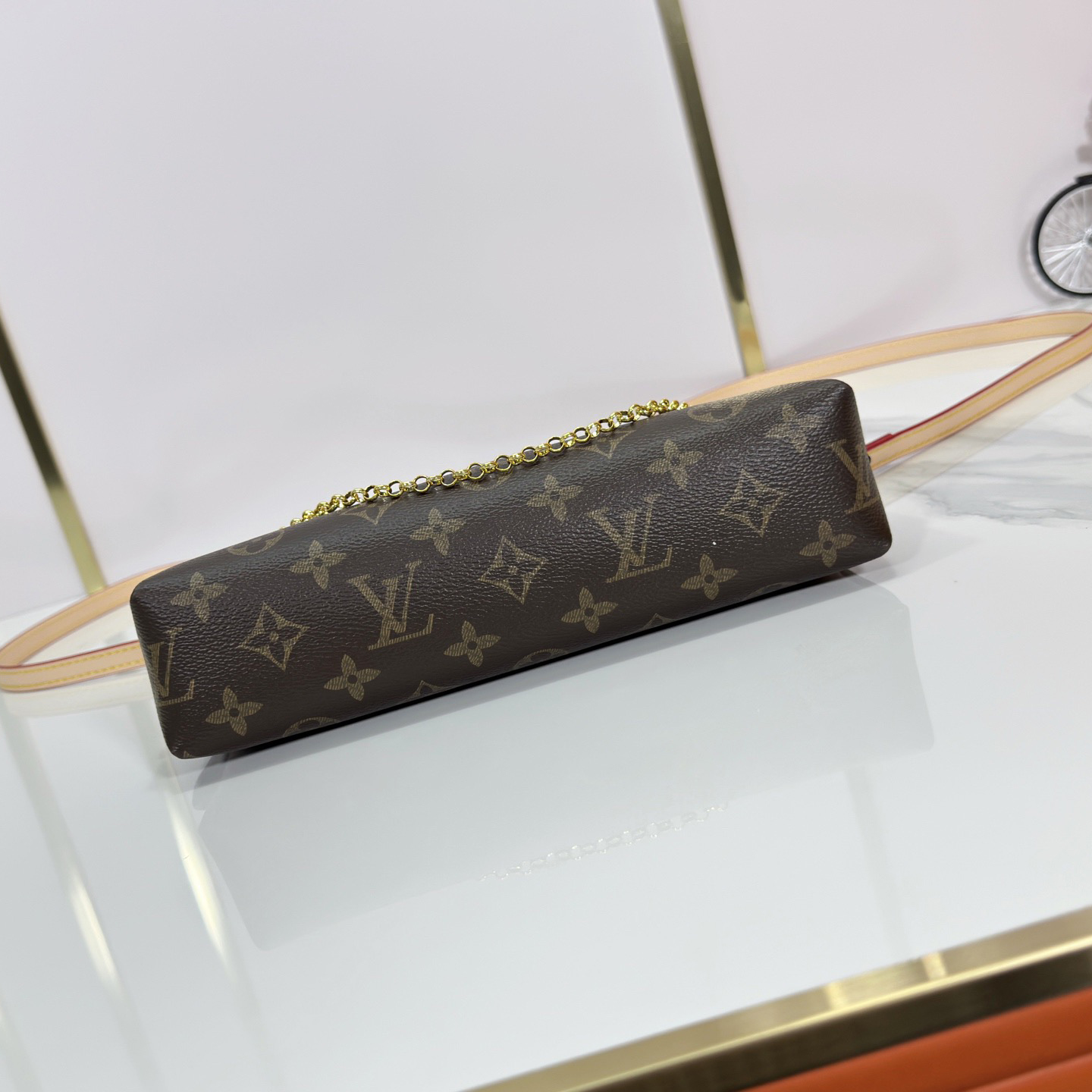 LV High Qualitys Women Shoulder Bags Luxurysmonogram Canvas Paired With Soft Grain Leather Multifunctional Bag With Adjustable Gold Chain Suitable For Both Length And Crossbody Monogram Reverse Shoulder Tote Female Purse Wallet Hand Bag