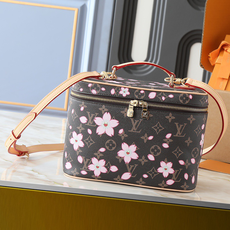 LV High Quality Women Shoulder Bags Luxuries Makeup Bag Is Made Of Monogram Coated Canvas With Rounded Strokes And Concentrated Box Shaped Contours. Double Zippers Open And Close Securely To Store The Required Monogram Shoulder Tote Female Hand Bag