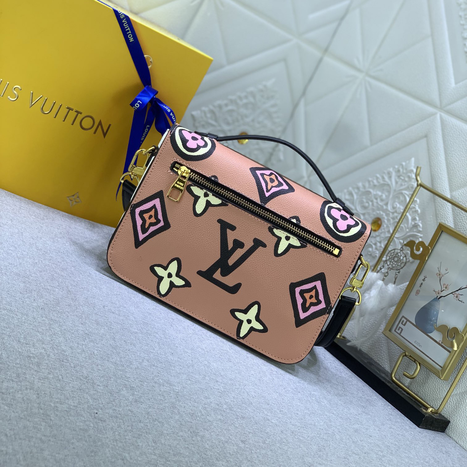 LV High Quality Women Shoulder Bags Luxury Postman Bag Is Made Of Soft Monogram Canvas Material Ladies Clutch Bag Shoulder Tote Female Purse Wallet Hand Bag