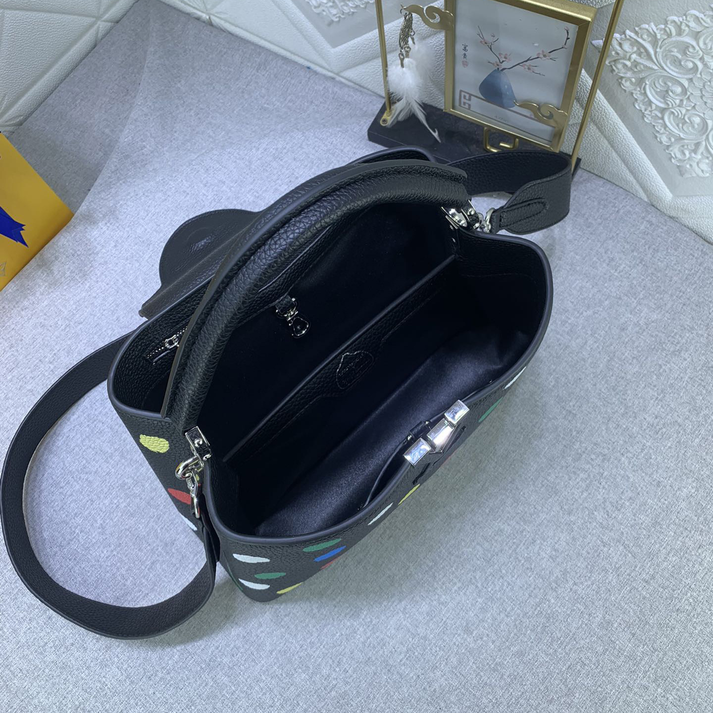 LV Designer Bagss Luxury Bag Classic Handbag Both The Chain And Adjustable Leather Shoulder Strap Can Be Disassembled The Canvas Surface Iconic Polka Dots Of Women Fashion Bag High Quality Leather Bag