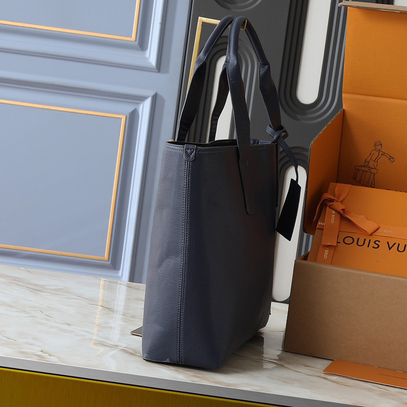 LV High Quality Women Shoulder Bags Luxuries Handbag Features A Spacious Interior Made Of Cowhide Leather Making It Easy To Store Daily Needs The Handle Allows For Shoulder Back Close Fitting Or Handheld Carrying Female Hand Bag