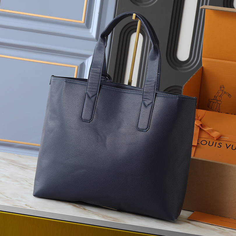 LV High Quality Women Shoulder Bags Luxuries Handbag Features A Spacious Interior Made Of Cowhide Leather Making It Easy To Store Daily Needs The Handle Allows For Shoulder Back Close Fitting Or Handheld Carrying Female Hand Bag