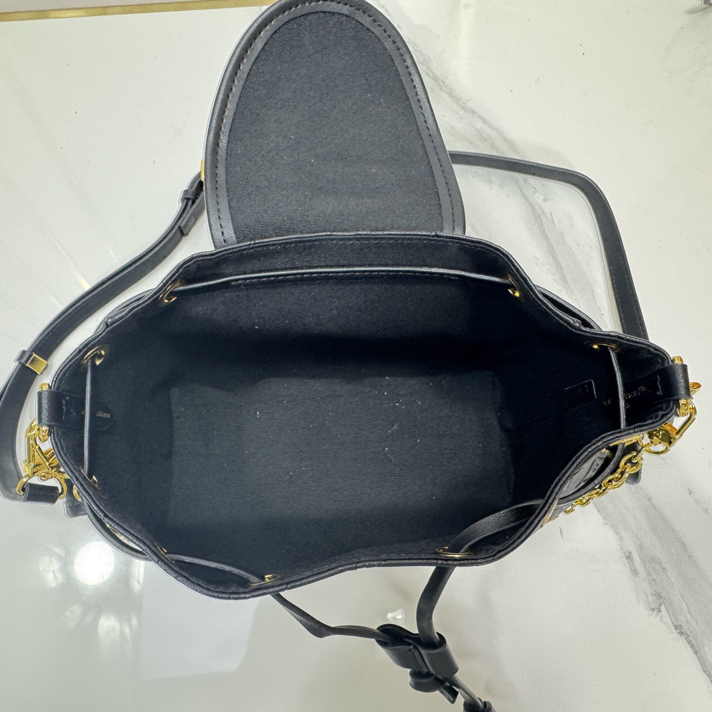 LV High Quality Women Shoulder Bags Luxuries With Eye-Catching Buckles And Detachable Chains Light Up Monogram Canvas Bag Body Side Pockets For Easy Access To Keys Lipstick And Other Small Items Female Hand Bag