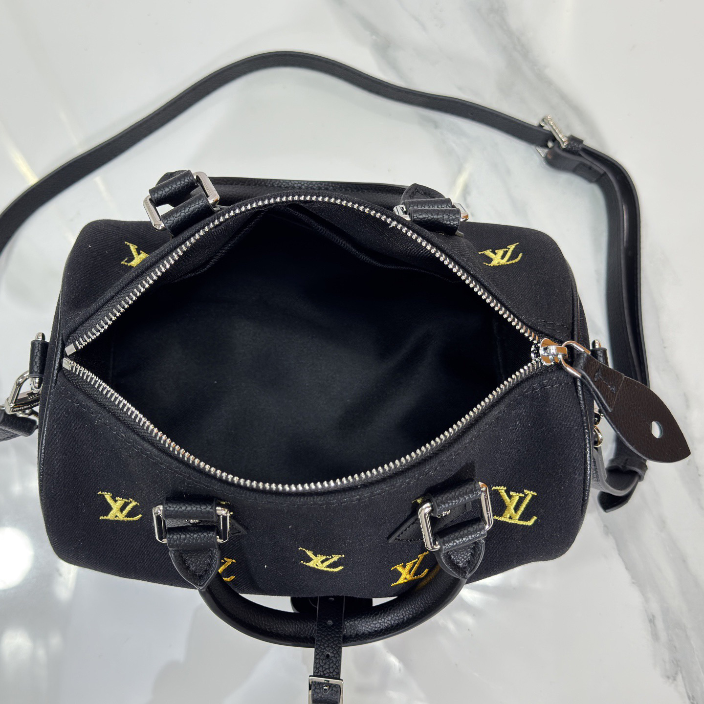 LV High Quality Women Shoulder Bags Luxuries Denim Embroidered Travel Bag Turns Lively Notes Into Colorful Lv Letter Embroidery Female Hand Bag With Sharp Synesthesia