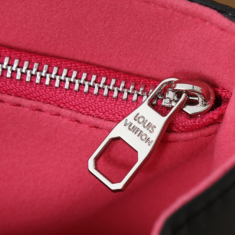 LV High Quality Women Shoulder Bags Luxuries Handbag Showcases A Two Style Fashion With Detachable Jacquard Shoulder Straps, Flipping To Reveal The Silent Blooming Of Monogram Flowers Female Hand Bag