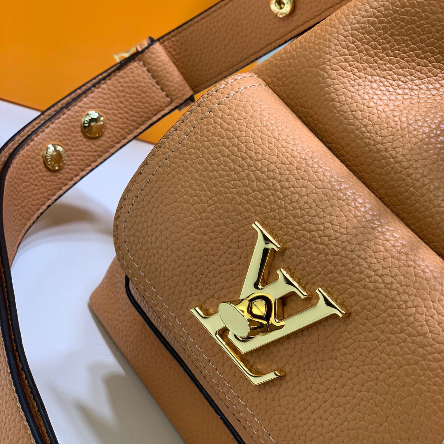 LV High Quality Women Shoulder Bags Luxury Bucket Bags Are Made Of Granular Calf Leather With Movable And Adjustable Straps That Can Be Worn On The Shoulders And Crossed Over The Body Monogram Reverse Shoulder Tote Female Purse Wallet Hand Bag