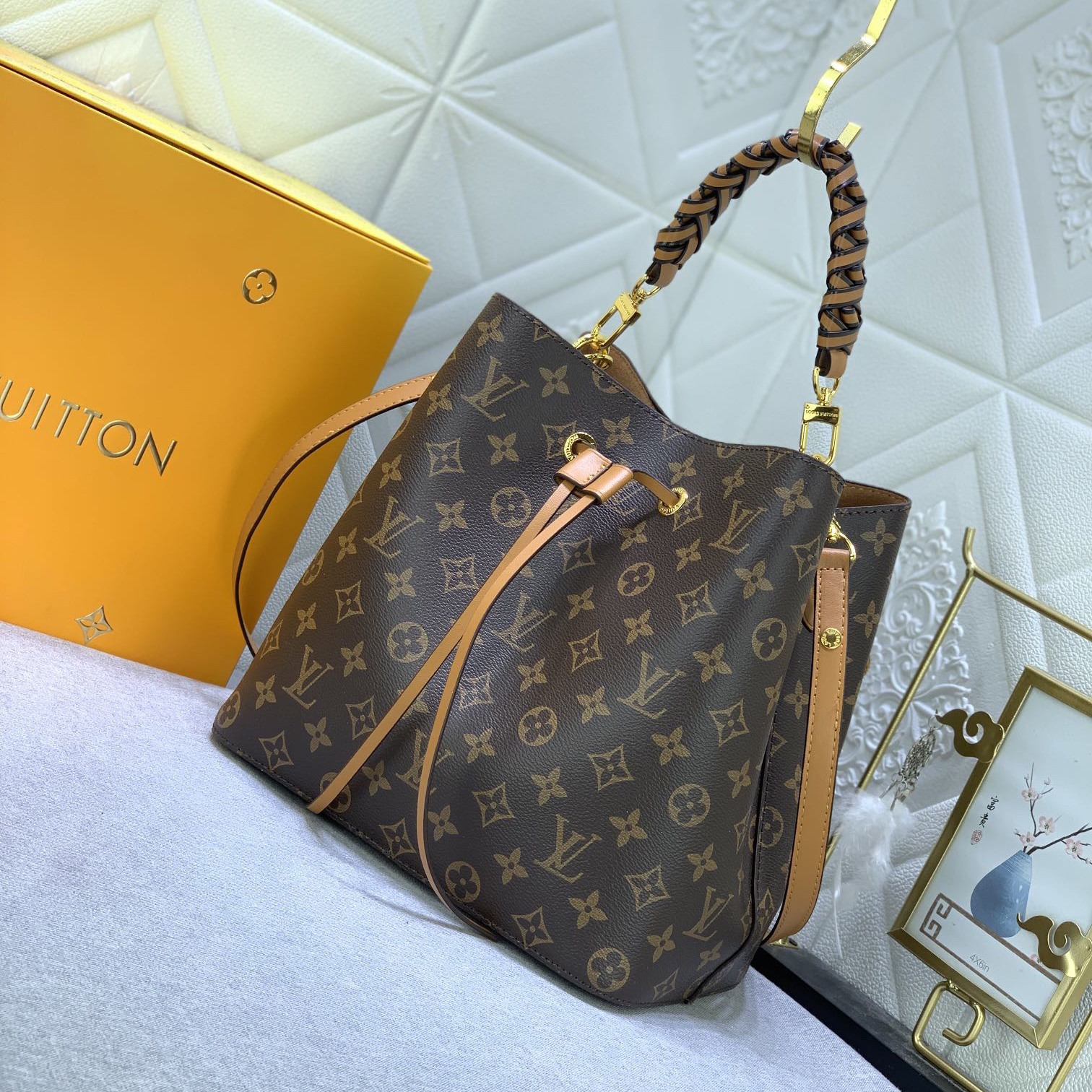LV High Quality Women Shoulder Bags Luxury Bucket Bags Monogram Coated Canvas With Smooth Cowhide Trim Ultra-Fine Fiber Lining Central Zipper Patch Bag Detachable And Adjustable Shoulder Straps Female Hand Bag