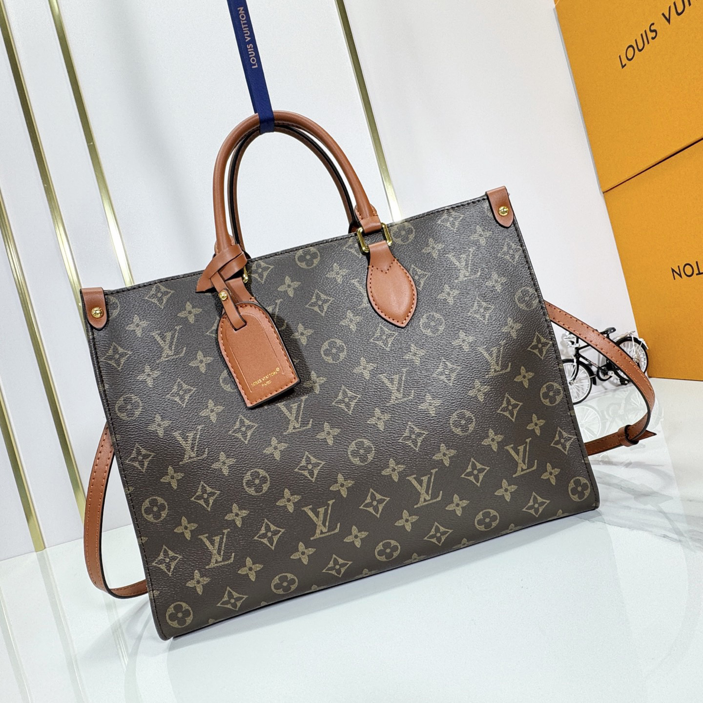 LV High Quality Women Shoulder Bags Luxury Small Handbag With Monogram And Monogram Reverse Canvas Detachable Change Bag Suitable For Storing Change Or Delicate Items Female Hand Bag