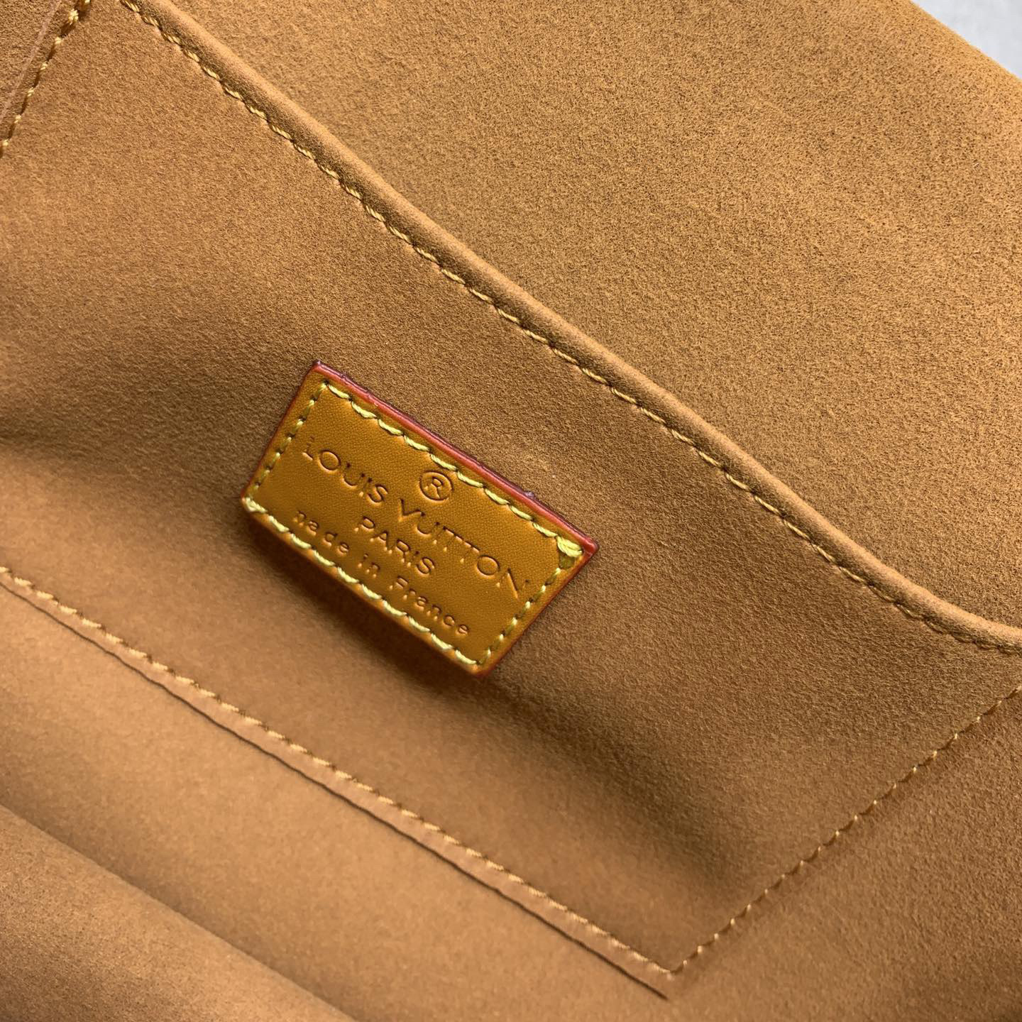 LV High Quality Women Shoulder Bags Luxuries Handbag Made Of Retro Logo Denim Fabric, Detachable Chain And Inner Compartment Adding Functional Details Female Hand Bag