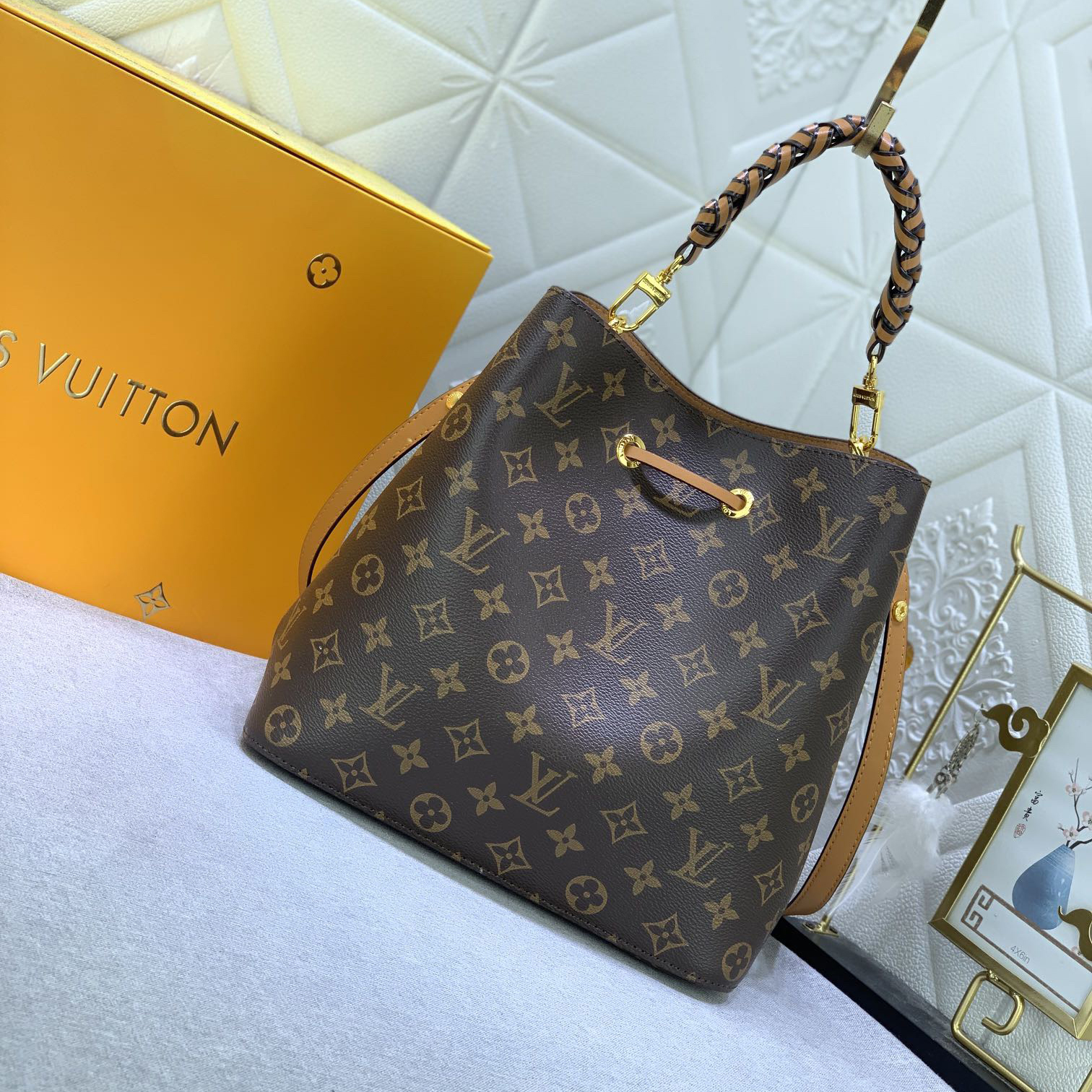 LV High Quality Women Shoulder Bags Luxury Bucket Bags Monogram Coated Canvas With Smooth Cowhide Trim Ultra-Fine Fiber Lining Central Zipper Patch Bag Detachable And Adjustable Shoulder Straps Female Hand Bag