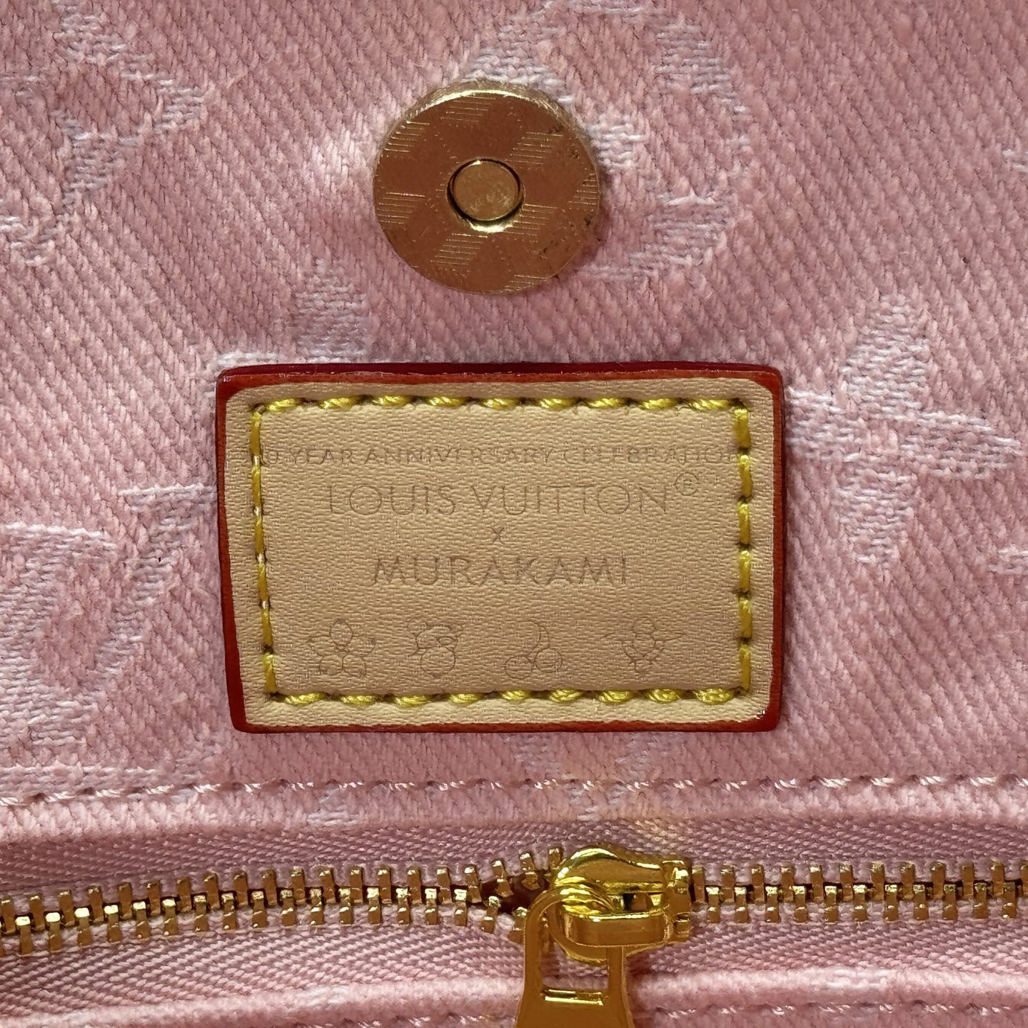 LV High Quality Women Shoulder Bags Luxury Handbags Are Made Of Monogram Canvas And Leather Trim With Zippered Handles The Female Hand Bag Is Secured With Leather Straps