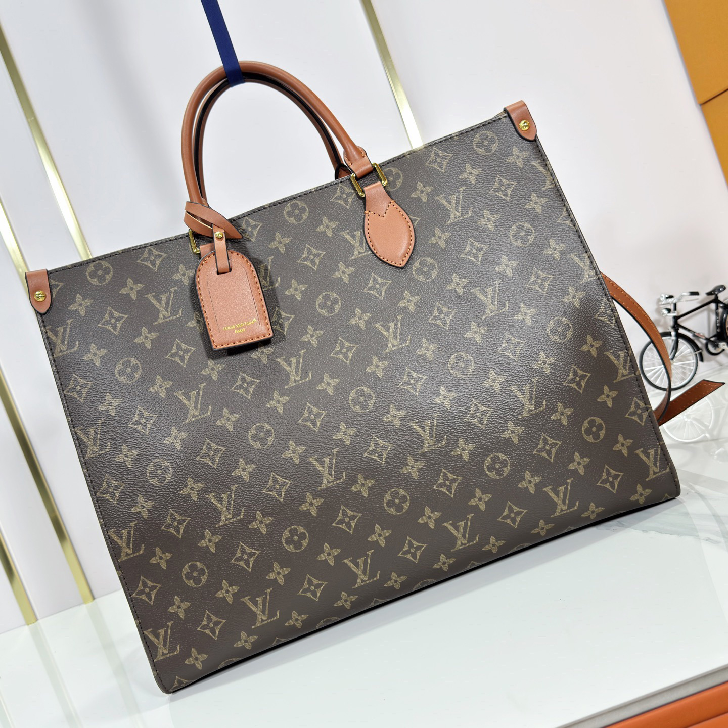LV High Quality Women Shoulder Bags Luxury Small Handbag With Monogram And Monogram Reverse Canvas Detachable Change Bag Suitable For Storing Change Or Delicate Items Female Hand Bag