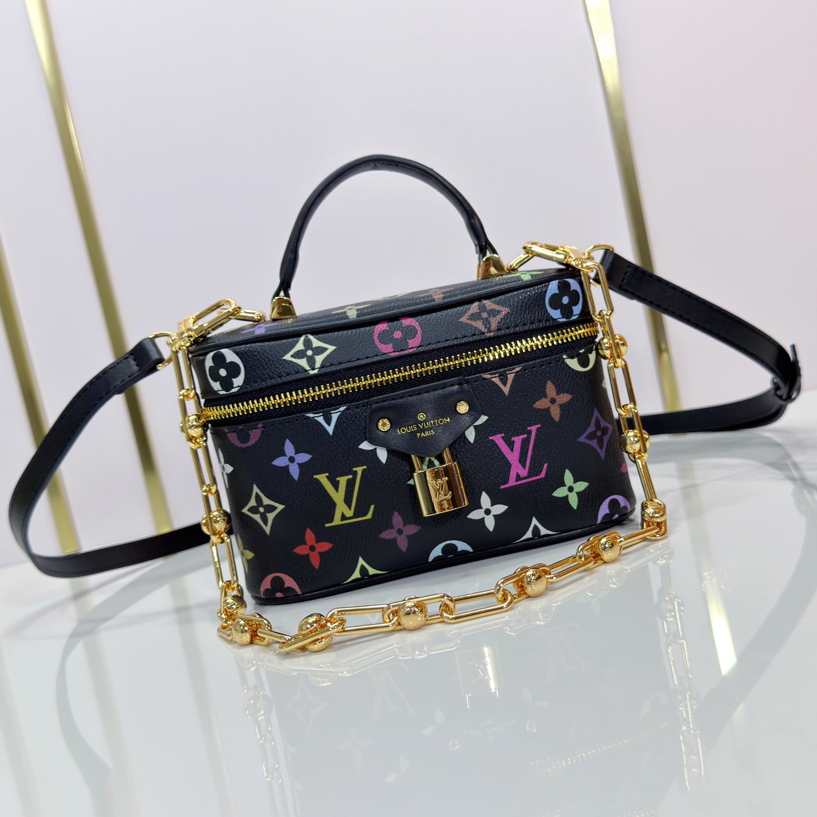 LV High Quality Women Shoulder Bags Luxuries Handbag Coated Canvas With Cowhide Leather Trim Zipper Closure Detachable Chain And LV Emblem Padlock With Metallic Shimmer Female Hand Bag