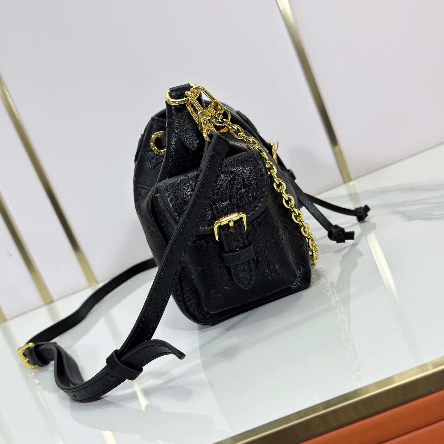 LV High Quality Women Shoulder Bags Luxuries With Eye-Catching Buckles And Detachable Chains Light Up Monogram Canvas Bag Body Side Pockets For Easy Access To Keys Lipstick And Other Small Items Female Hand Bag