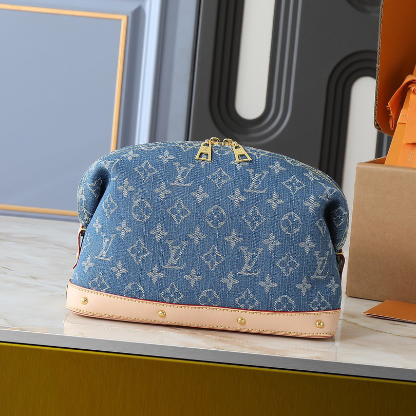 LV High Quality Women's Makeup Bag Luxury Classic Monogram Coated Canvas And Metal Parts With Washable Inner Lining Patch Bag And Zipper Inner Bag Ensure Toiletries Are Organized Female Hand Bag