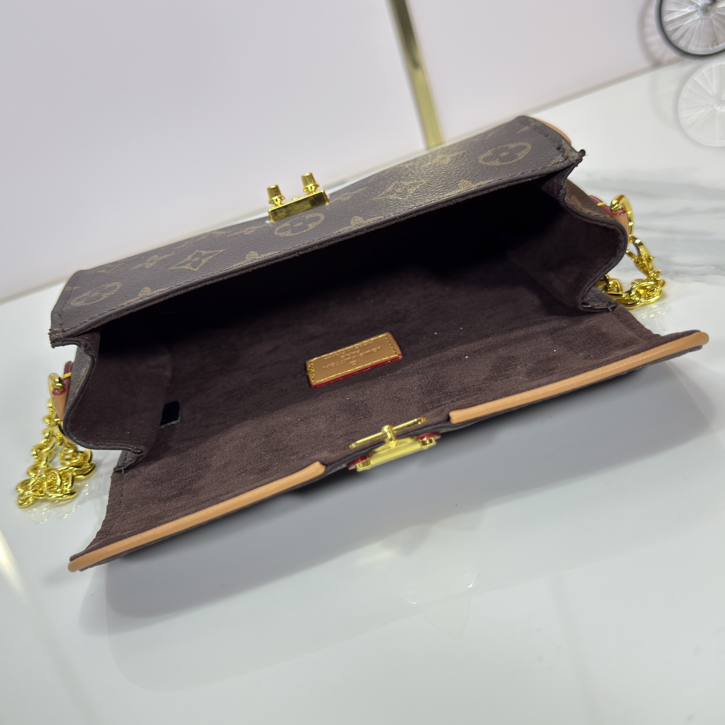 LV High Quality Women Shoulder Bags Luxury Handbags Are Made Of Monogram Canvas And Have A Flexible And Easy To Match Design Suitable For Crossbody Shoulder Or Hand-Held Female Hand Bags