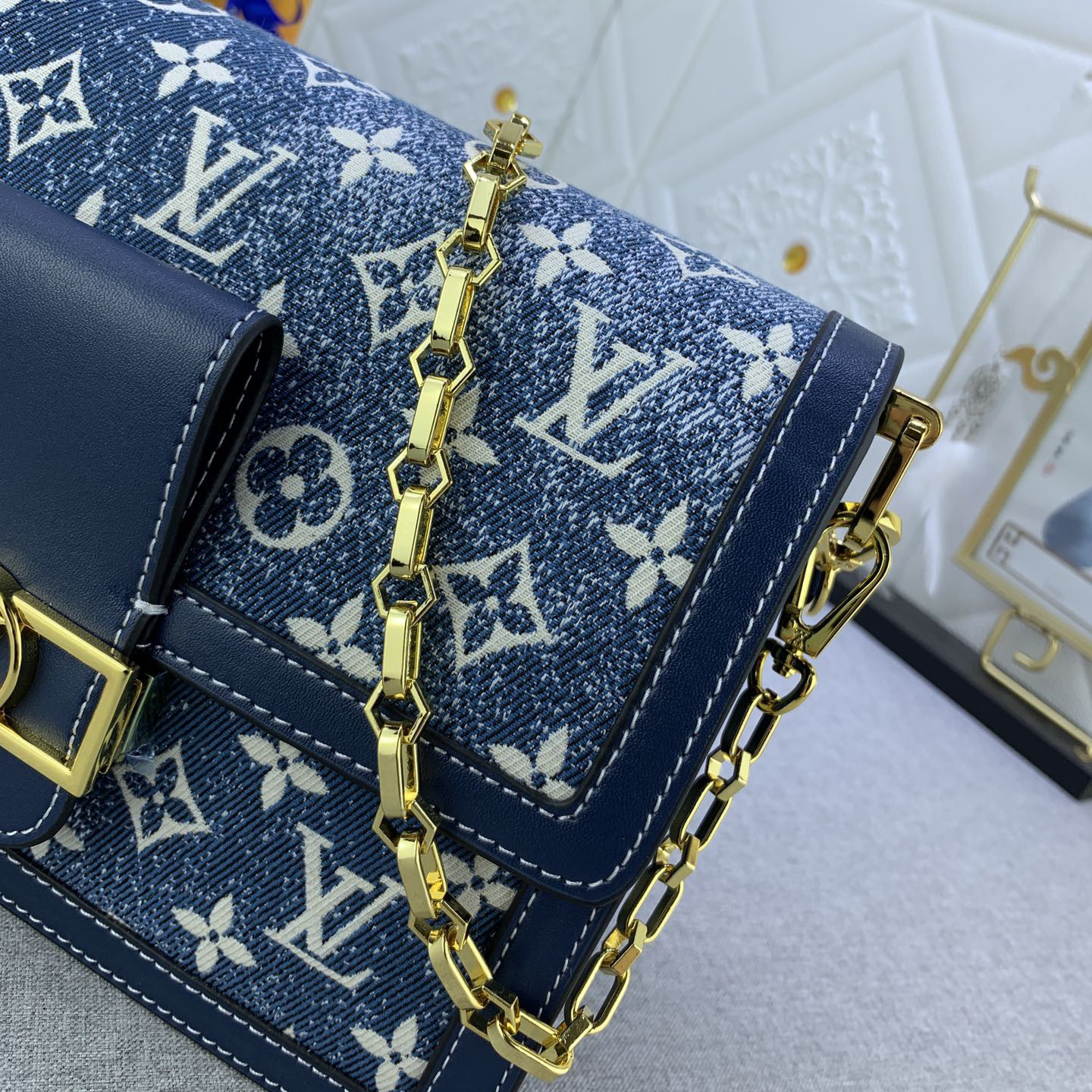LV High Quality Women Shoulder Bags Luxuries Handbag Made Of Retro Logo Denim Fabric, Detachable Chain And Inner Compartment Adding Functional Details Female Hand Bag