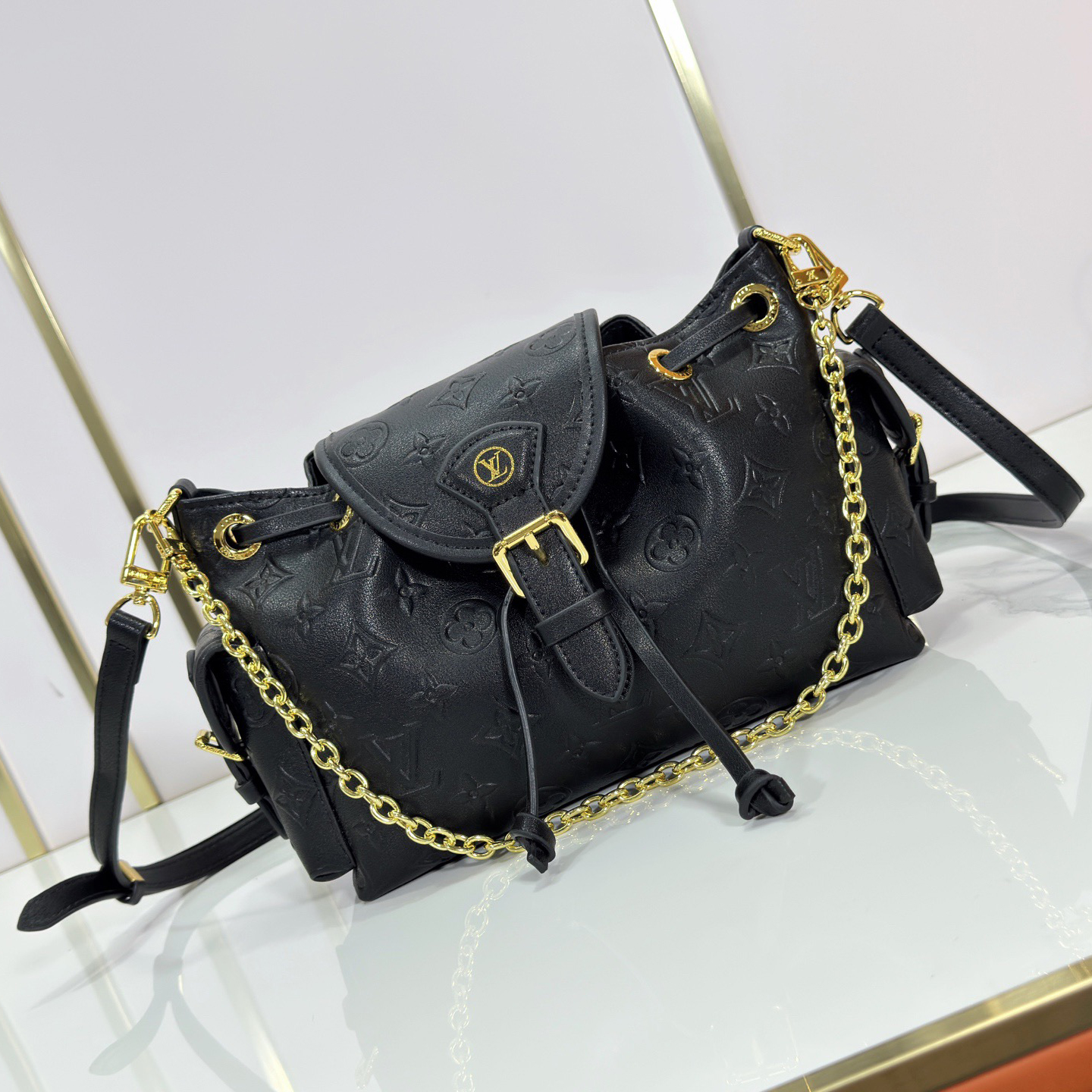 LV High Quality Women Shoulder Bags Luxuries With Eye-Catching Buckles And Detachable Chains Light Up Monogram Canvas Bag Body Side Pockets For Easy Access To Keys Lipstick And Other Small Items Female Hand Bag