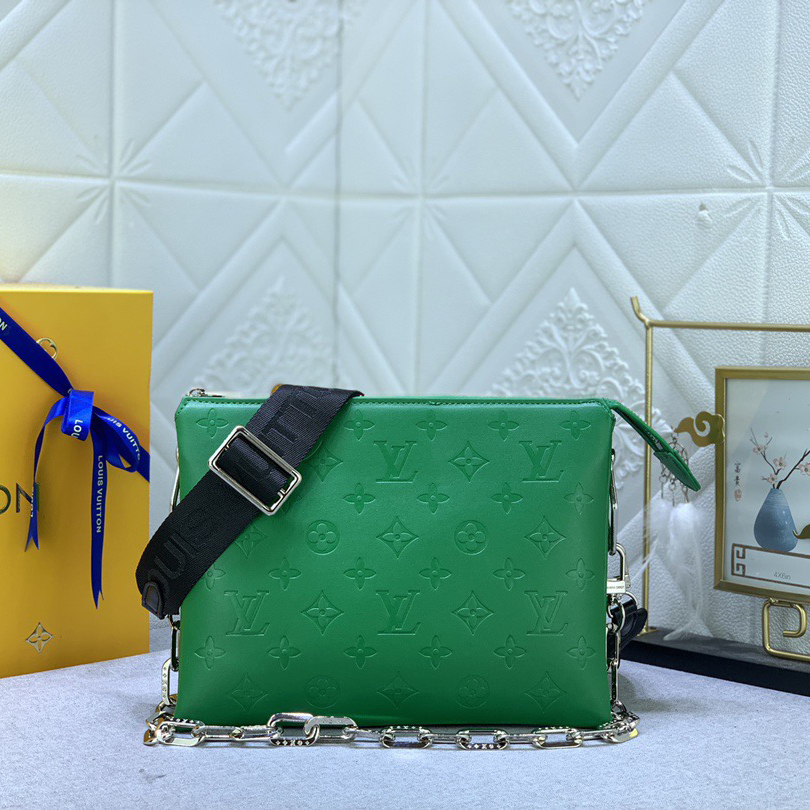 LV High Quality Women Shoulder Bags Luxuries Handbag Monogram Embossed Fluffy Sheepskin Creates A Pillow Configuration Can Be Slung Diagonally With Shoulder Straps Or Carried Under The Armpit With Female Hand Bag