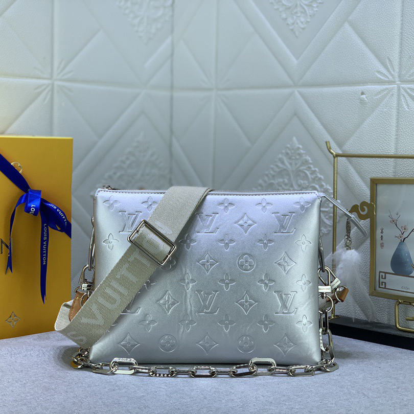 LV High Quality Women Shoulder Bags Luxuries Handbag Monogram Embossed Fluffy Sheepskin Creates A Pillow Configuration Can Be Slung Diagonally With Shoulder Straps Or Carried Under The Armpit With Female Hand Bag