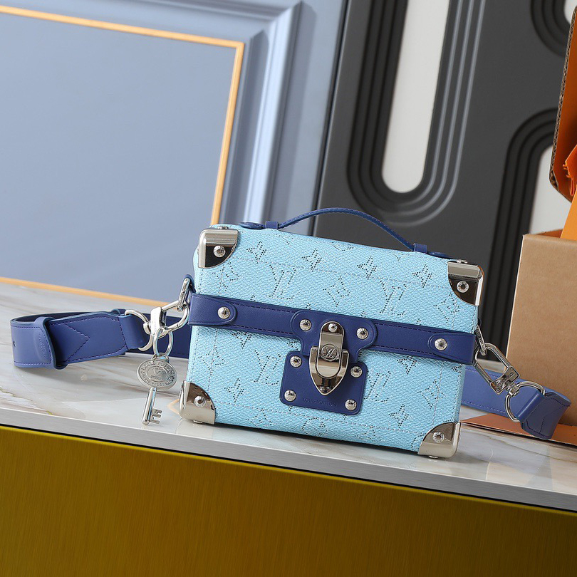 LV High Quality Women Shoulder Bags Luxury Cattle Leather Presents Grain Texture Magnetic Buckle Rivets And Top Handle That Traces Back To Classic Hard Box Elements With Detachable And Adjustable Shoulder Straps For Exquisite Details Female Hand Bag