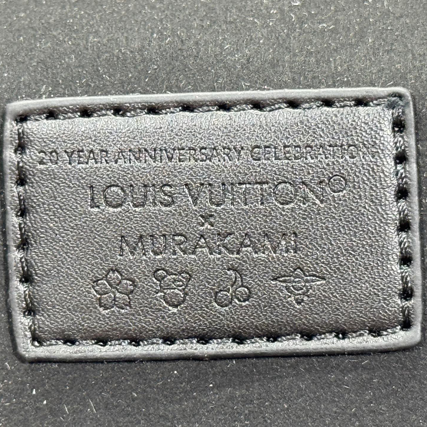 LV High Quality Women Shoulder Bags Luxuries Handbag Coated Canvas With Cowhide Leather Trim Zipper Closure Detachable Chain And LV Emblem Padlock With Metallic Shimmer Female Hand Bag