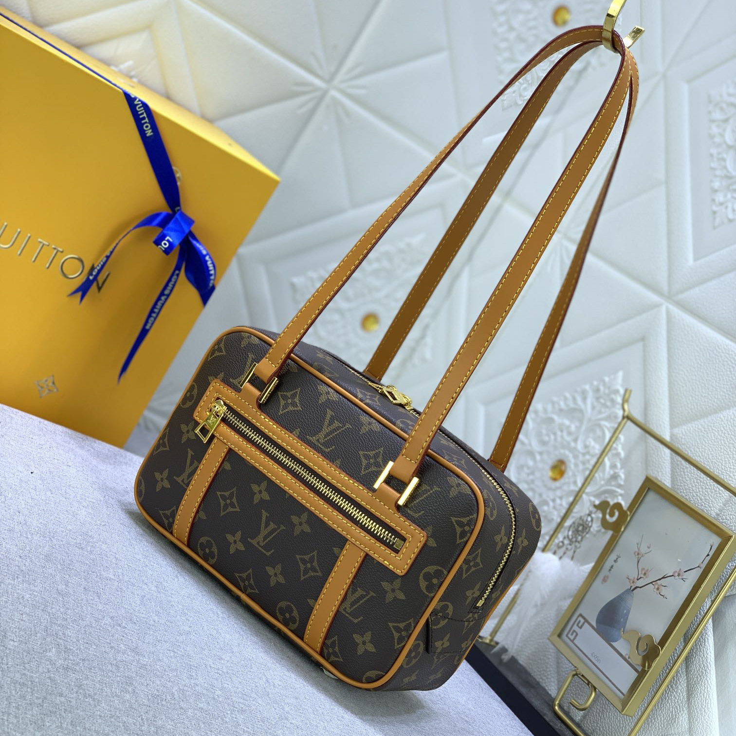 LV High Quality Women Shoulder Bags Luxury Vintage Zipper Box Bag Camera Bag With Shoulder Strap Female Hand Bag
