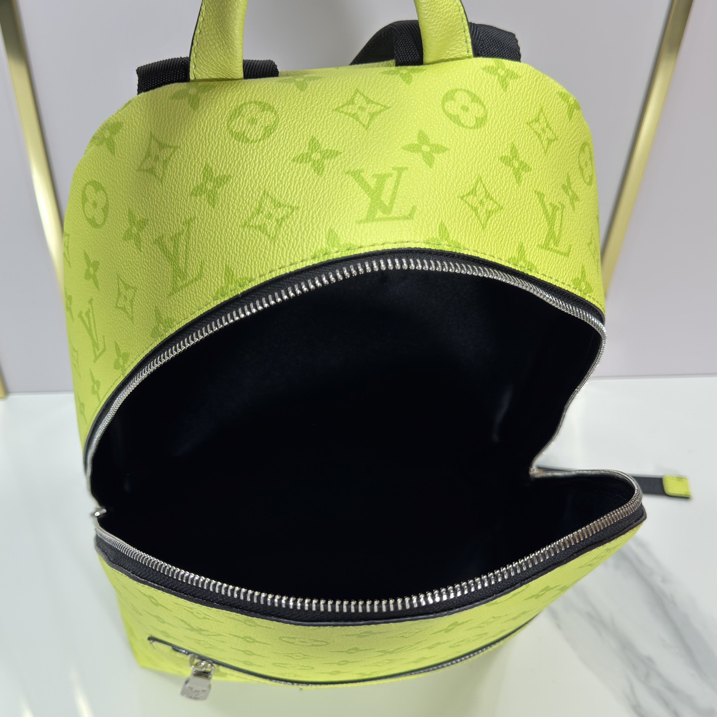 LV High Quality Women Luxury Double Shoulder Bag Made Of Monogram Eclipse Coated Canvas Adjustable And Woven Lining Fabric With Shoulder Straps For Enhanced Comfort And Carrying Experience Pull The Front Chain And Bag For Easy Access And Everyday Use