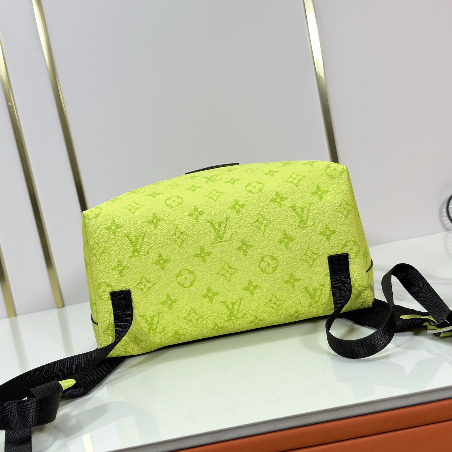 LV High Quality Women Luxury Double Shoulder Bag Made Of Monogram Eclipse Coated Canvas Adjustable And Woven Lining Fabric With Shoulder Straps For Enhanced Comfort And Carrying Experience Pull The Front Chain And Bag For Easy Access And Everyday Use