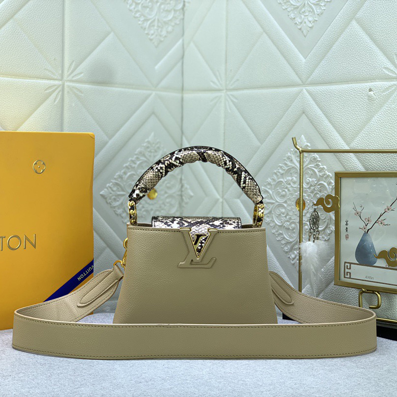 LV High Quality Women Shoulder Bags Luxury Mini Handbag Features A Handle Flip Cover And Lv Logo Wrapped In Elegant Python Leather Whether Carried By Hand Or Using A Detachable Wide Shoulder Strap Female Hand Bag Can Be Worn On The Shoulder Back