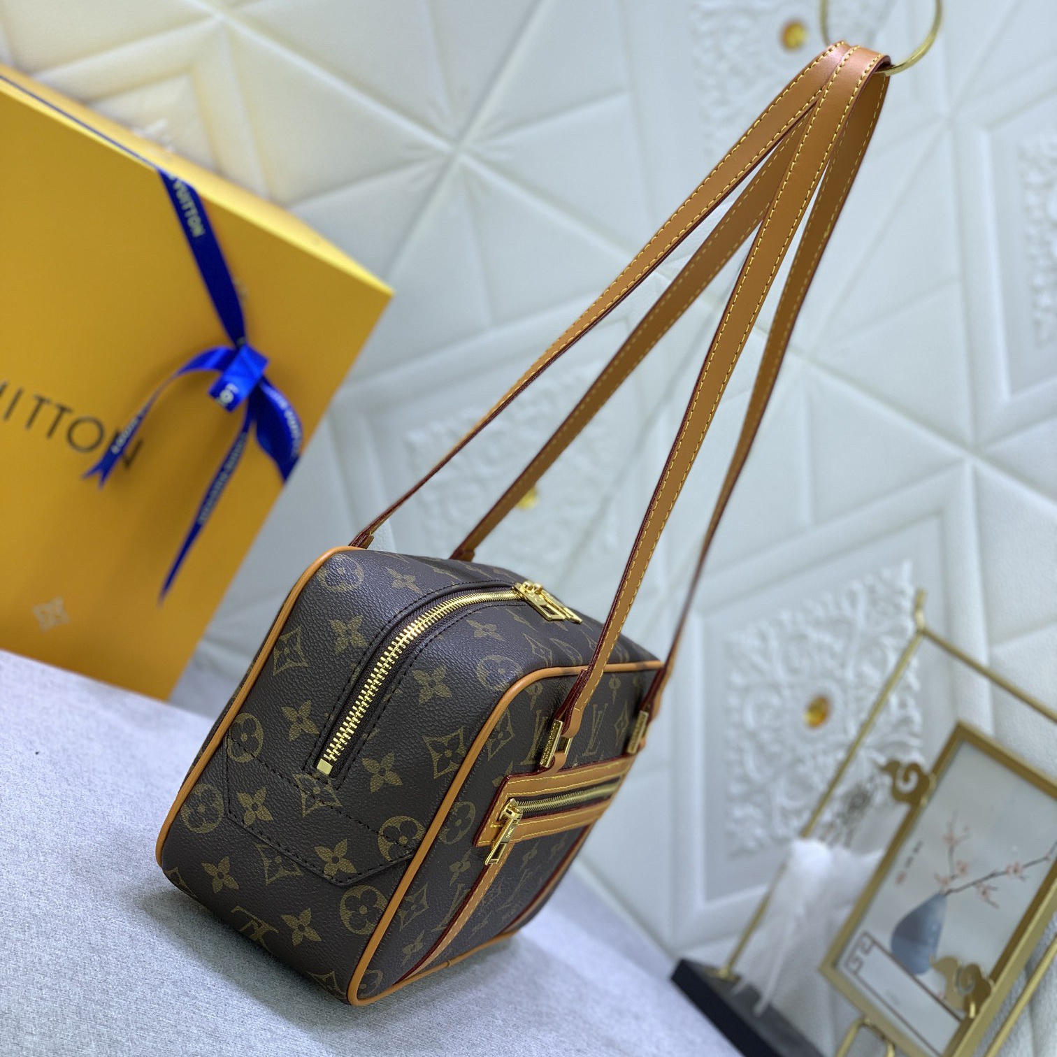 LV High Quality Women Shoulder Bags Luxury Vintage Zipper Box Bag Camera Bag With Shoulder Strap Female Hand Bag