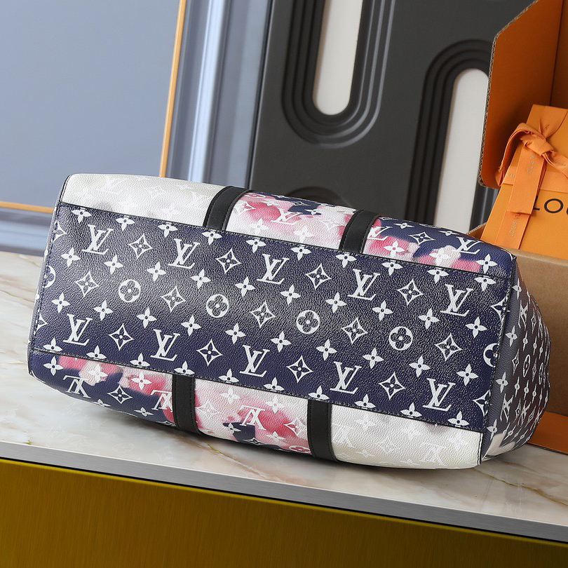 LV High Quality Women Shoulder Bags Luxury Handbag Features Leather Lining Large Pockets And Ample Interior Making It An Excellent Choice For Short Trips Female Hand Bag