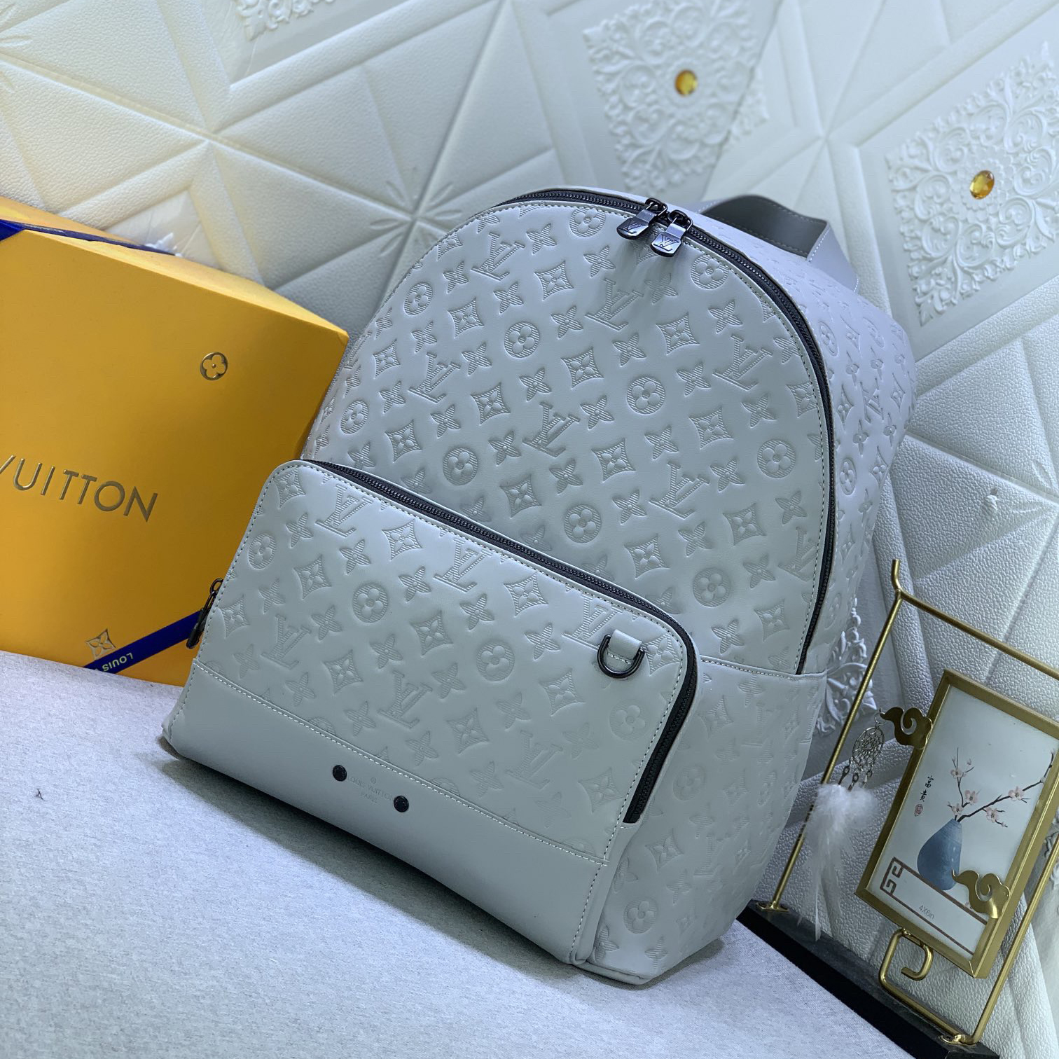 LV High Quality Women Backpack Luxury Backpack Is Made Of Lightweight And Soft Cowhide Leather With Subtle Embossed Classic Monogram Pattern. The Comfortable Shoulder Straps And Wrap Around Zipper Fit Contemporary Travel Style Female Backpack