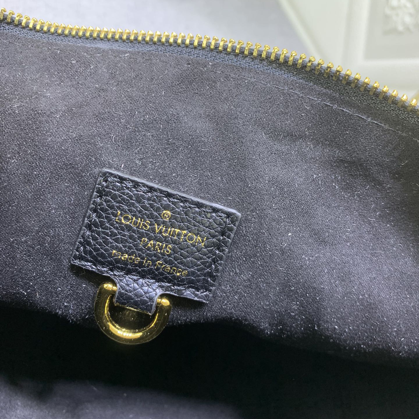 LV High Quality Women Shoulder Bags Luxury Handbag Pays Tribute To The Brand's Collection Design With Its Retro Style And Exquisite Details Ample Space Makes Daily Needs Easy To Carry Adjustable Handle For Multiple Carrying Methods Female Hand Bag