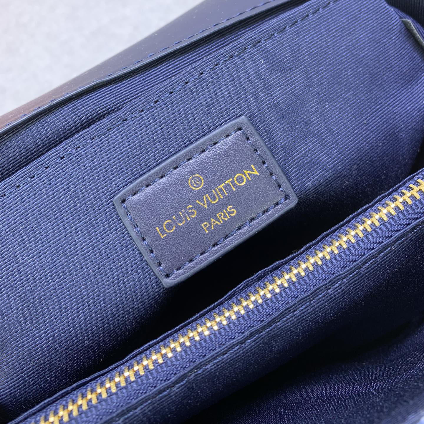 LV High Quality Women Shoulder Bags Luxury Chain Postman Bag Monogram Canvas Leather Handle, Detachable Chain Strap And Adjustable Leather Shoulder Strap Rich Back Carrying Options Female Hand Bag