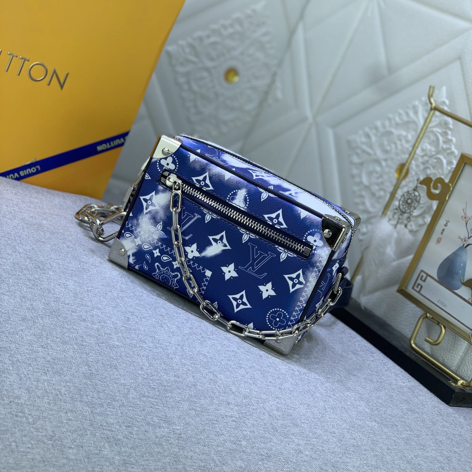 LV High Quality Women Shoulder Bags Luxurys Mini Box Crossbody Bag This Avant-Garde Accessory Crossbody Bag This Avant-Garde Accessory Female Hand Bag