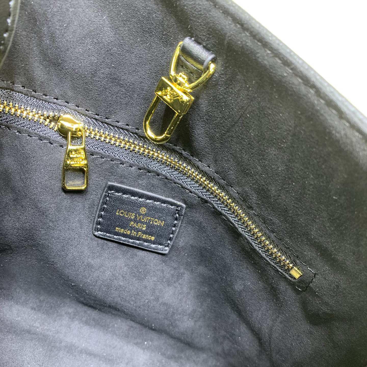 LV High Quality Women Shoulder Bags Luxury Bags Print Monogram Patterns On Soft Grain Cowhide With Ample Interior Space To Accommodate Laptops And Other Office Supplies Female Hand Bags