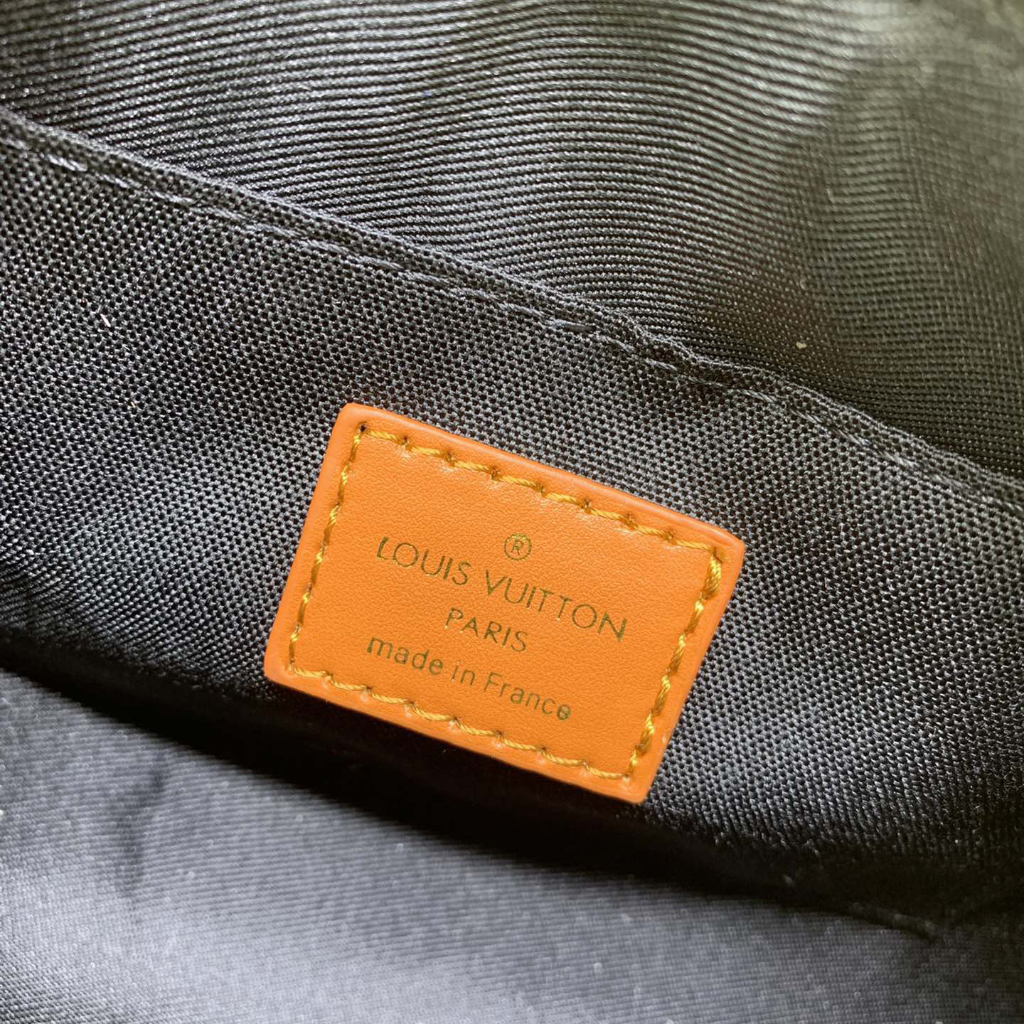 LV High Qualitys Women Handbag Equipped With Detachable And Adjustable Leather Chain Strap For Easy Shoulder Or Crossbody Carrying Lady Clutch Shoulder Tote Female Purse Wallet Hand Bag