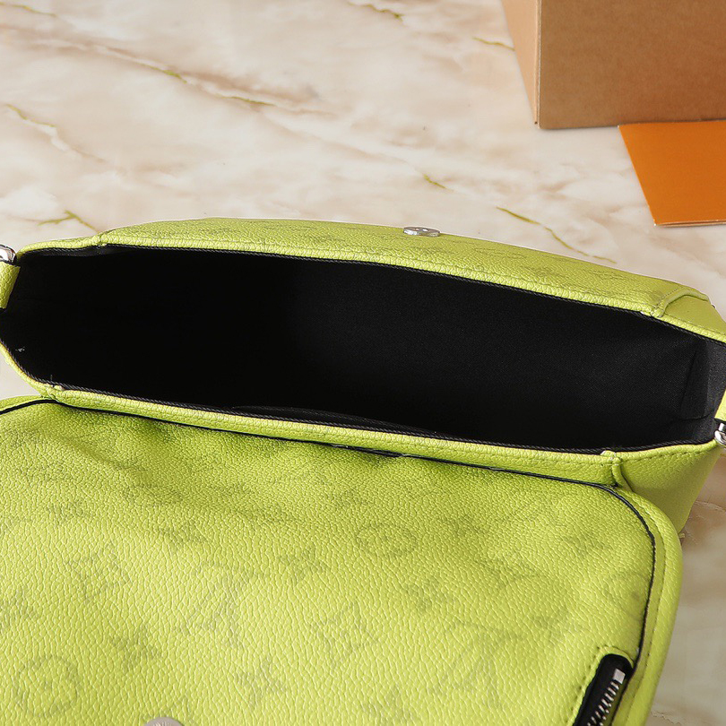 LV High Quality Women Shoulder Bags Luxury Postman Bag Is Crafted With Monogram Eclipse Canvas To Create A Sophisticated Design Featuring A Female Hand Bag With A Zip Closure On The Flip Top