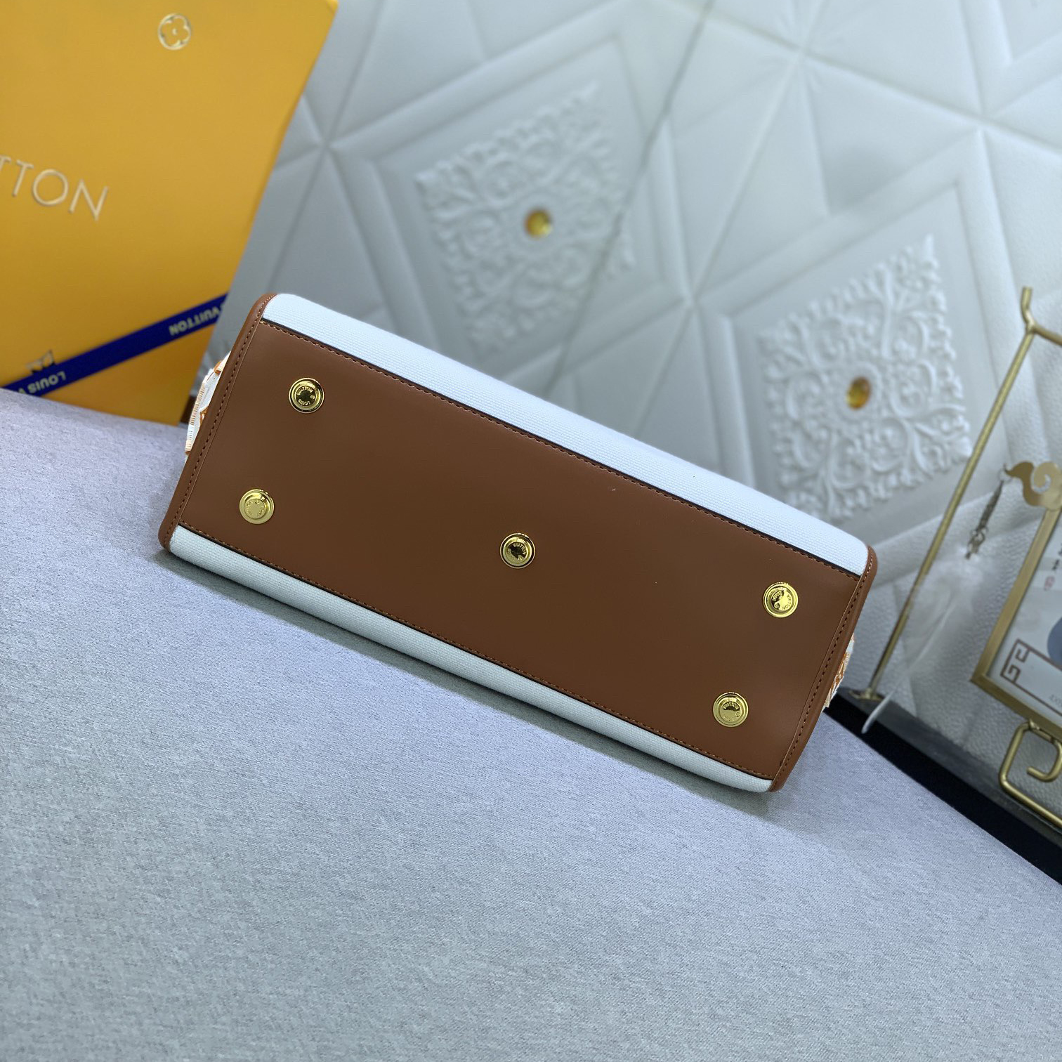 LV High Quality Women Shoulder Bags Luxuries Handbag Blends Delicate Canvas, Smooth Leather Trim And Ample Space To Easily Accommodate Daily Needs Adjustable Shoulder Straps For Crossbody Selection Female Hand Bag