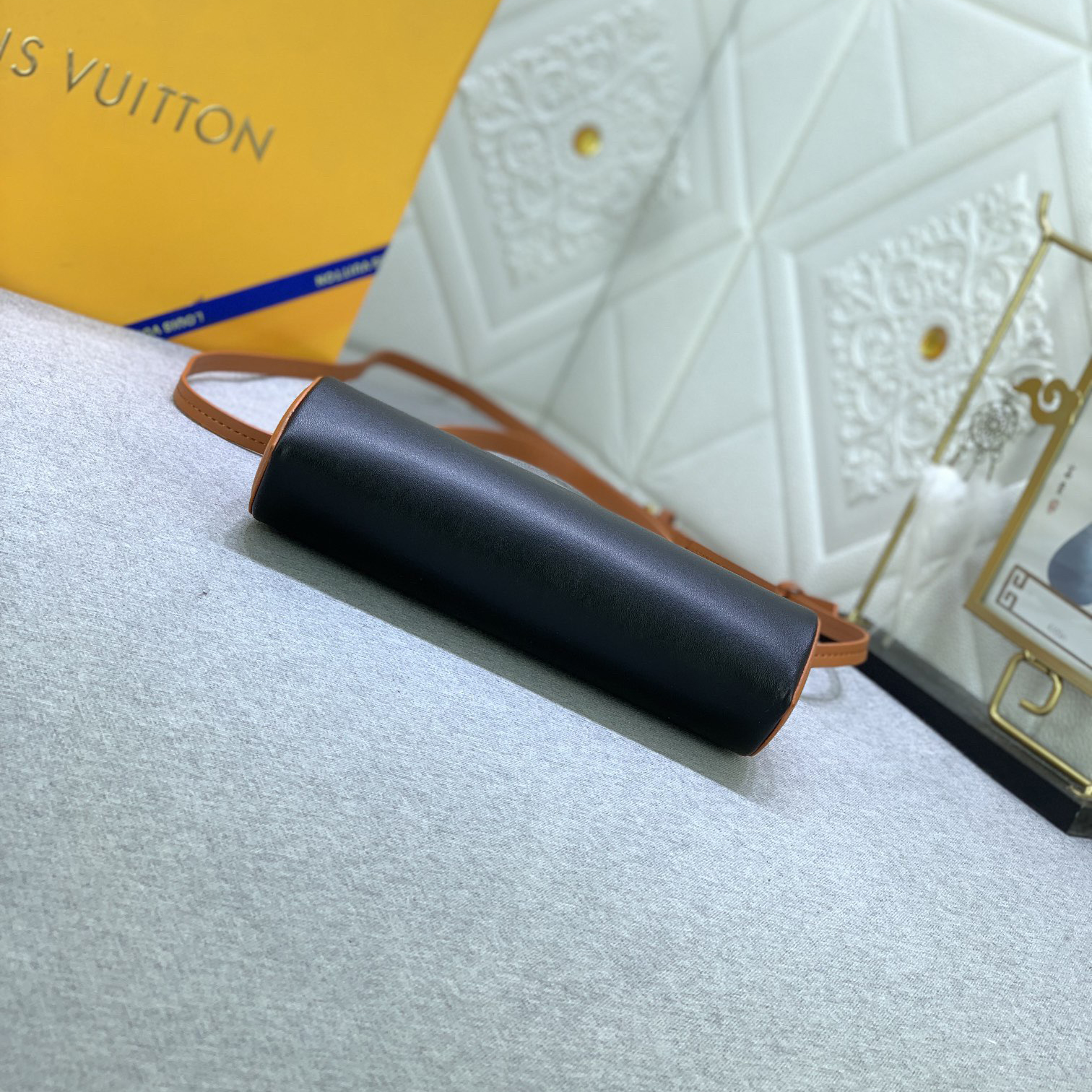 LV High Qualitys Women Handbag Equipped With Detachable And Adjustable Leather Chain Strap For Easy Shoulder Or Crossbody Carrying Lady Clutch Shoulder Tote Female Purse Wallet Hand Bag