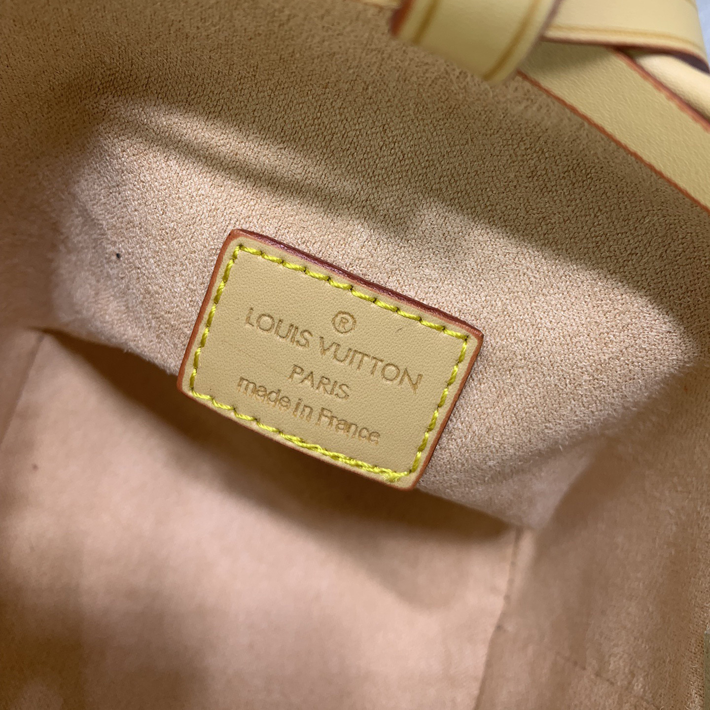 LV High Quality Women Shoulder Bags Luxury Mini Bucket Bags Monogram Reverse Canvas Material Suitable For Daily Styling And Evening Wear Luxury Bag Female Hand Bag