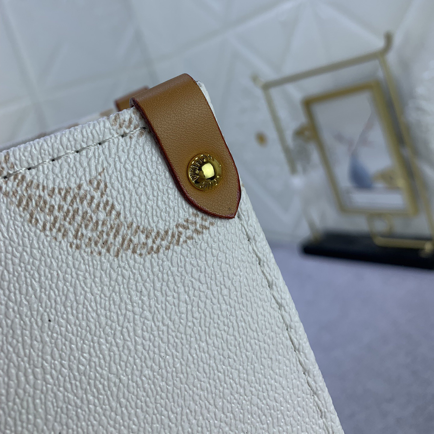 LV High Quality Women Shoulder Bags Luxury Canvas Rendering New Gradient Color Tone Ladies Clutch Bag Detachable Round Zero, Detachable Jacquard Shoulder Straps Shoulder Tote Female Purse Wallet Hand Bag