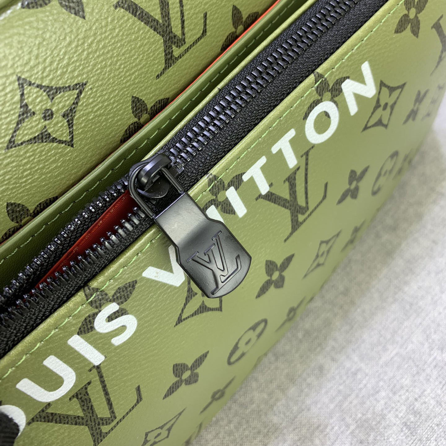 LV High Quality Women Shoulder Bags Luxury Postman Bag Is Made Of Monogram Eclipse Canvas And Monogram Eclipse Reverse Canvas With A Detachable Zipper Bag And A Coin Purse Female Hand Bag Attached To The Bag Strap