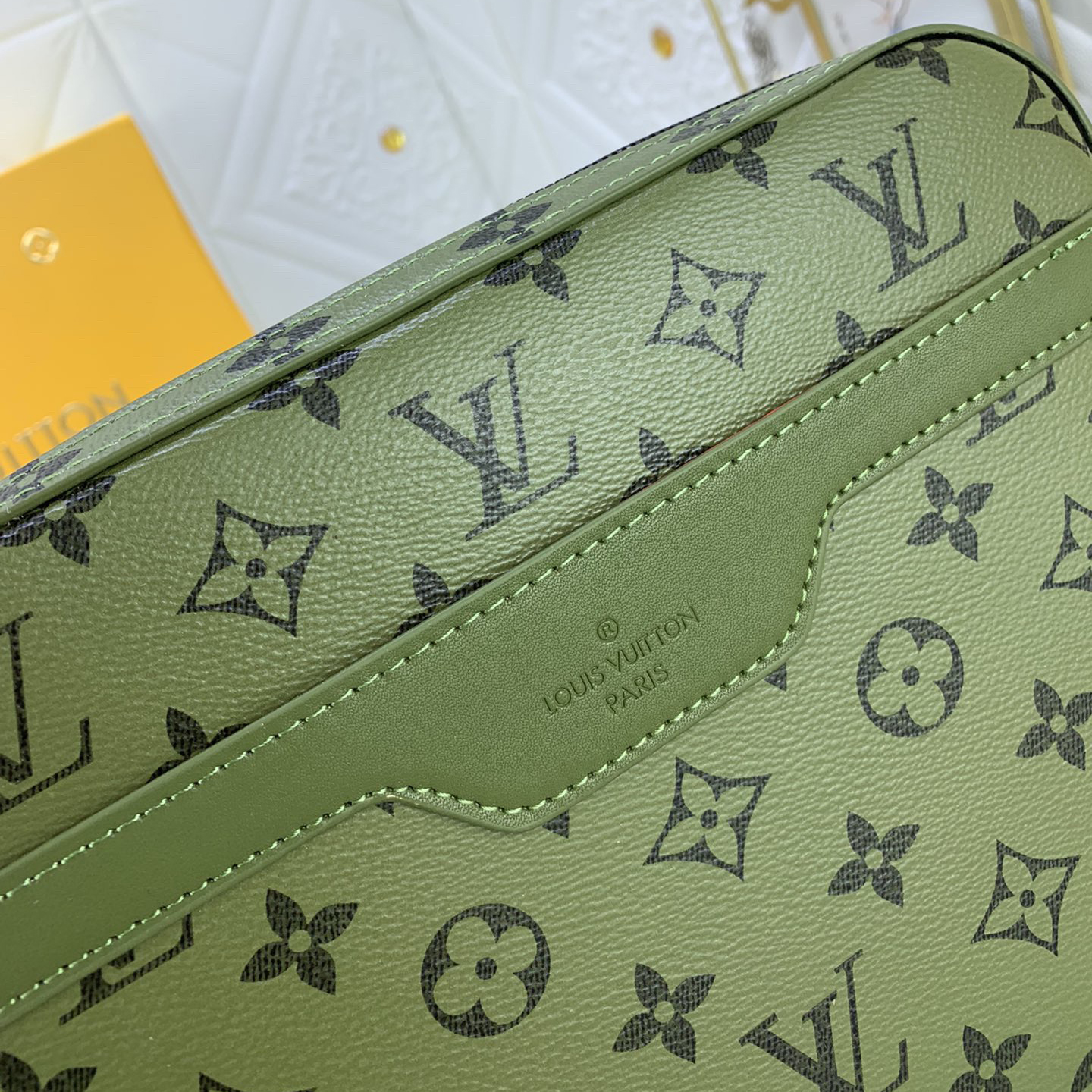 LV High Quality Women Shoulder Bags Luxury Postman Bag Is Made Of Monogram Eclipse Canvas And Monogram Eclipse Reverse Canvas With A Detachable Zipper Bag And A Coin Purse Female Hand Bag Attached To The Bag Strap